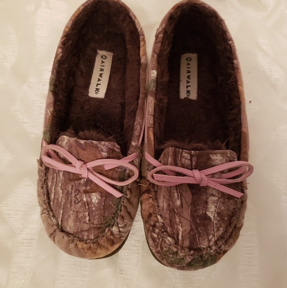 Airwalk camoflaje slippers size 7